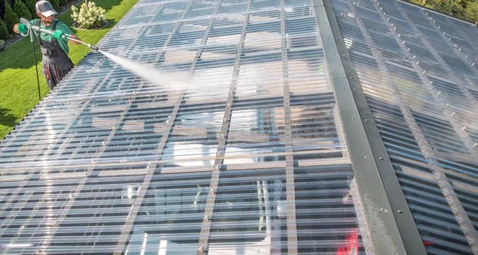 limpieza anual de tejados a precio barato en Astorga