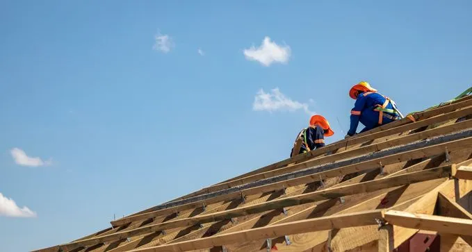 montaje de estructura para tejado en ponferrada